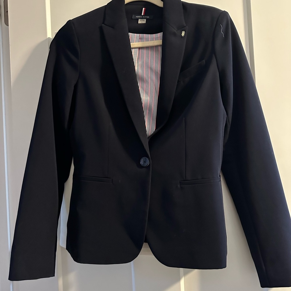 Never worn Tommy Hilfiger navy blazer